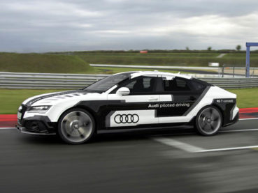 Audi RS 7: Robotpilóta